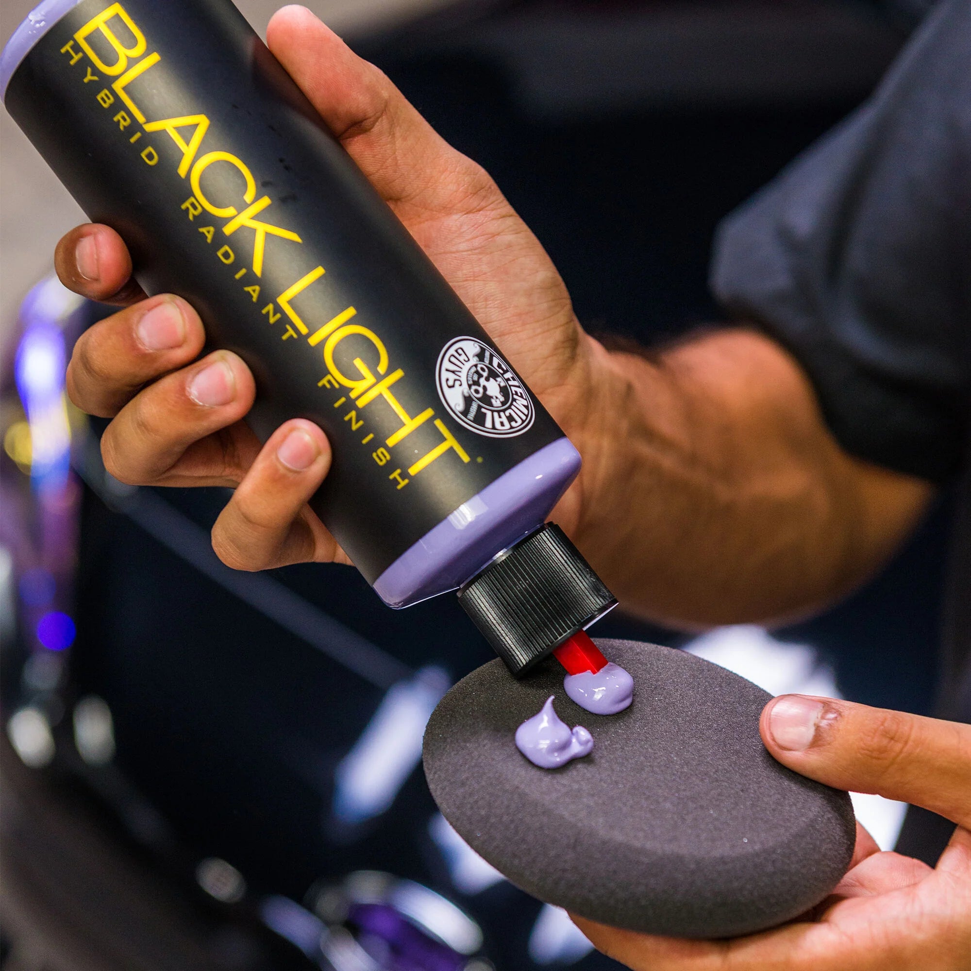 Chemical Guys BLACK LIGHT Glaze Hybrid Radiant Finish - Image 3