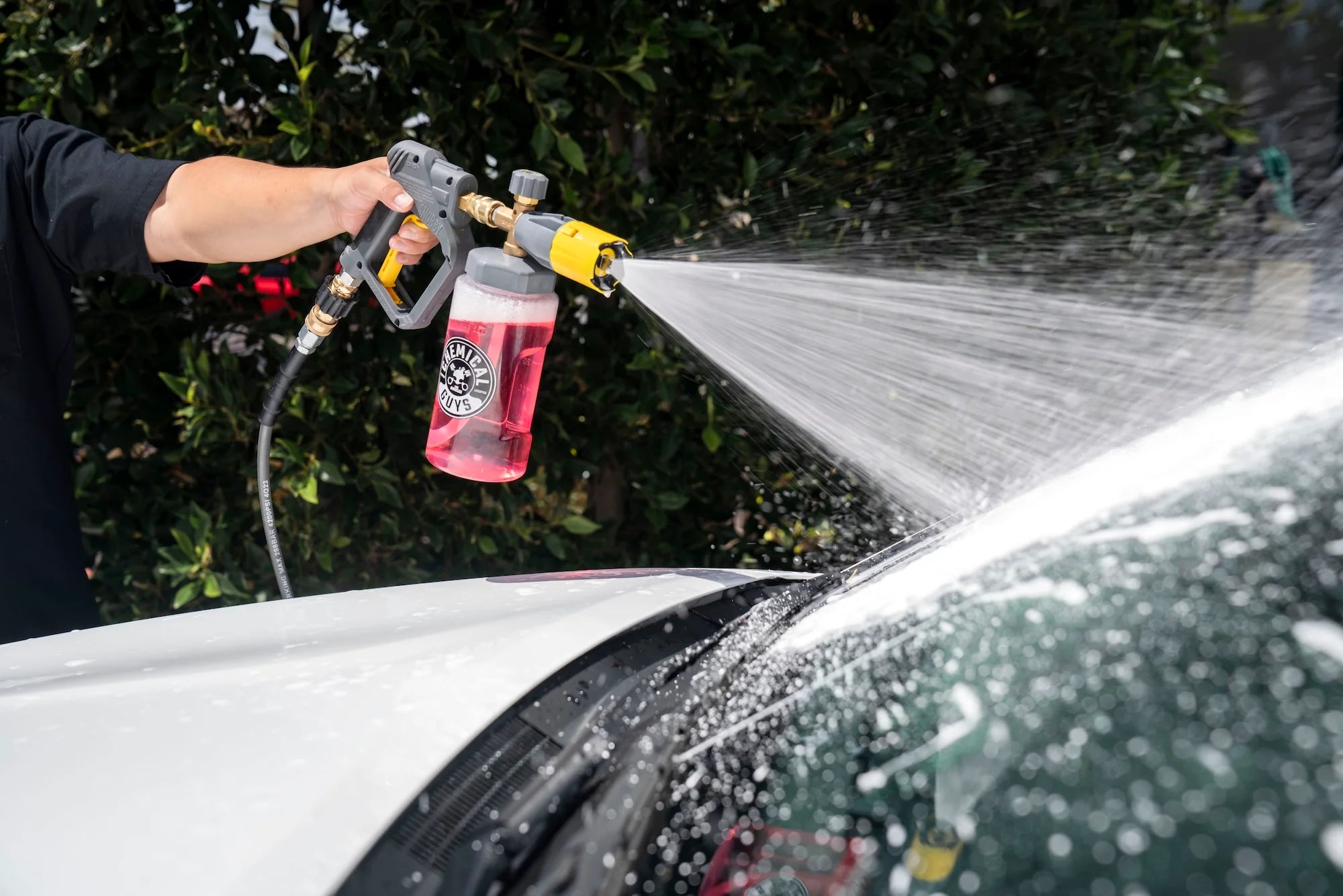 Chemical Guys Big Mouth Max Release Foam Cannon Bundle - Image 9