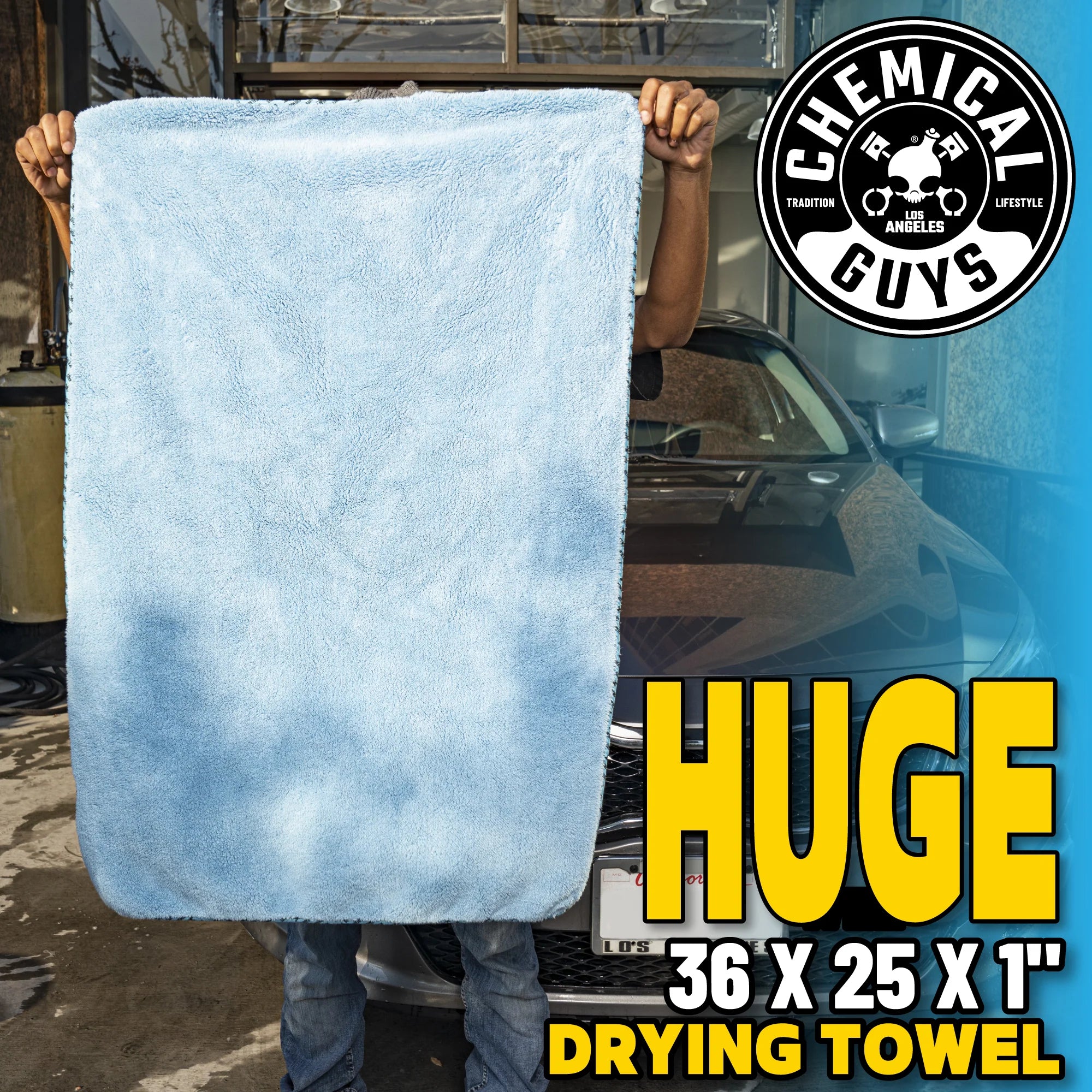 Chemical Guys Woolly Mammoth Microfiber Drying Towel - Image 2