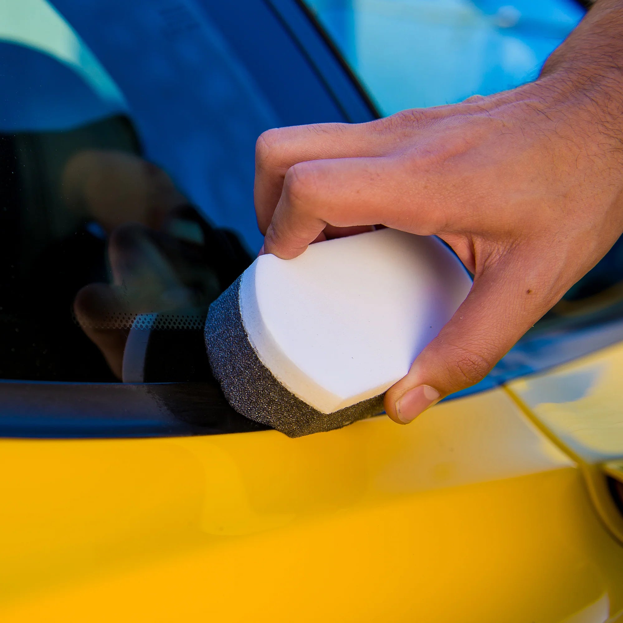 Chemical Guys Easy Grip Hex-Logic Applicator - Image 5