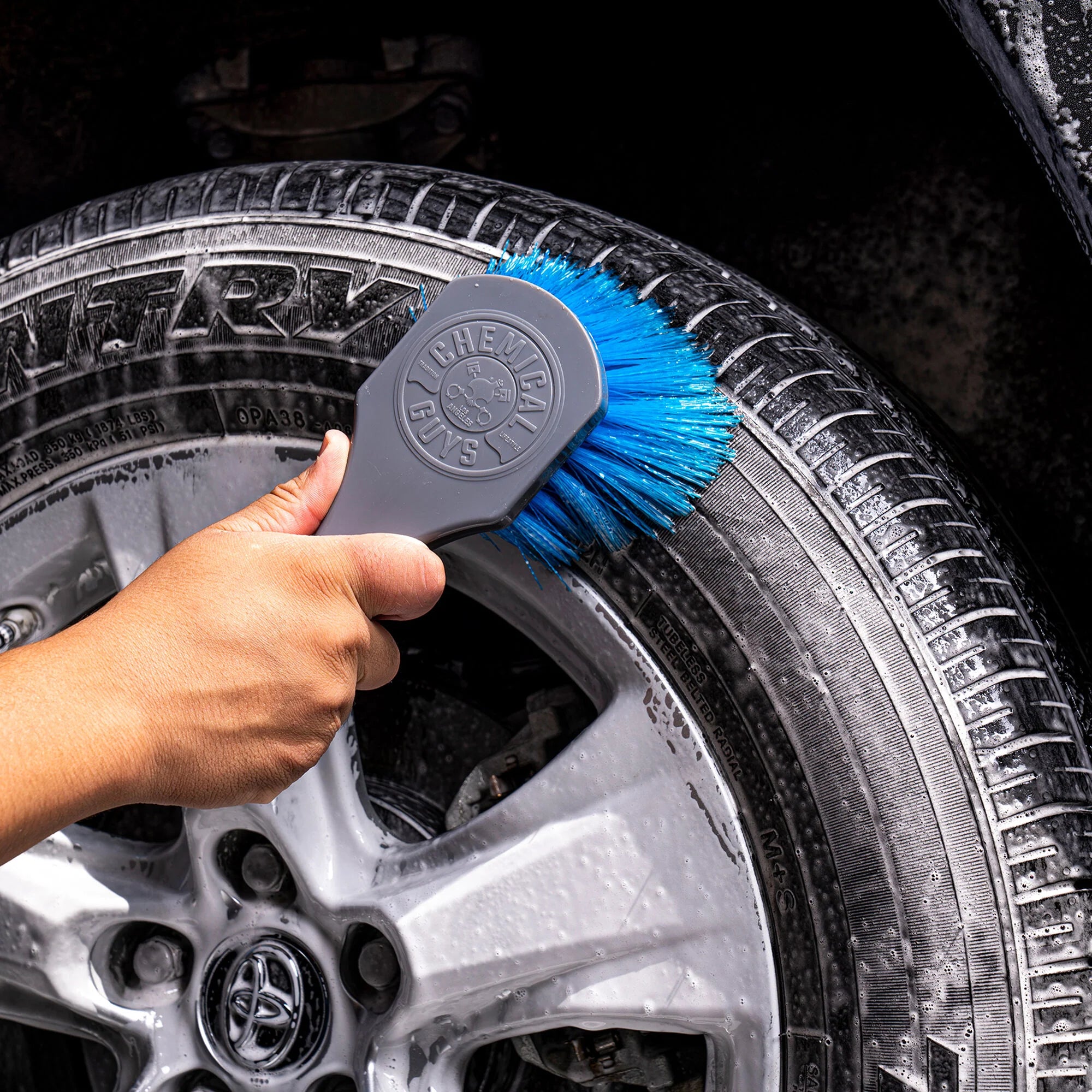 Chemical Guys Big Blue Stiffy Heavy Duty Tire Brush - Image 7