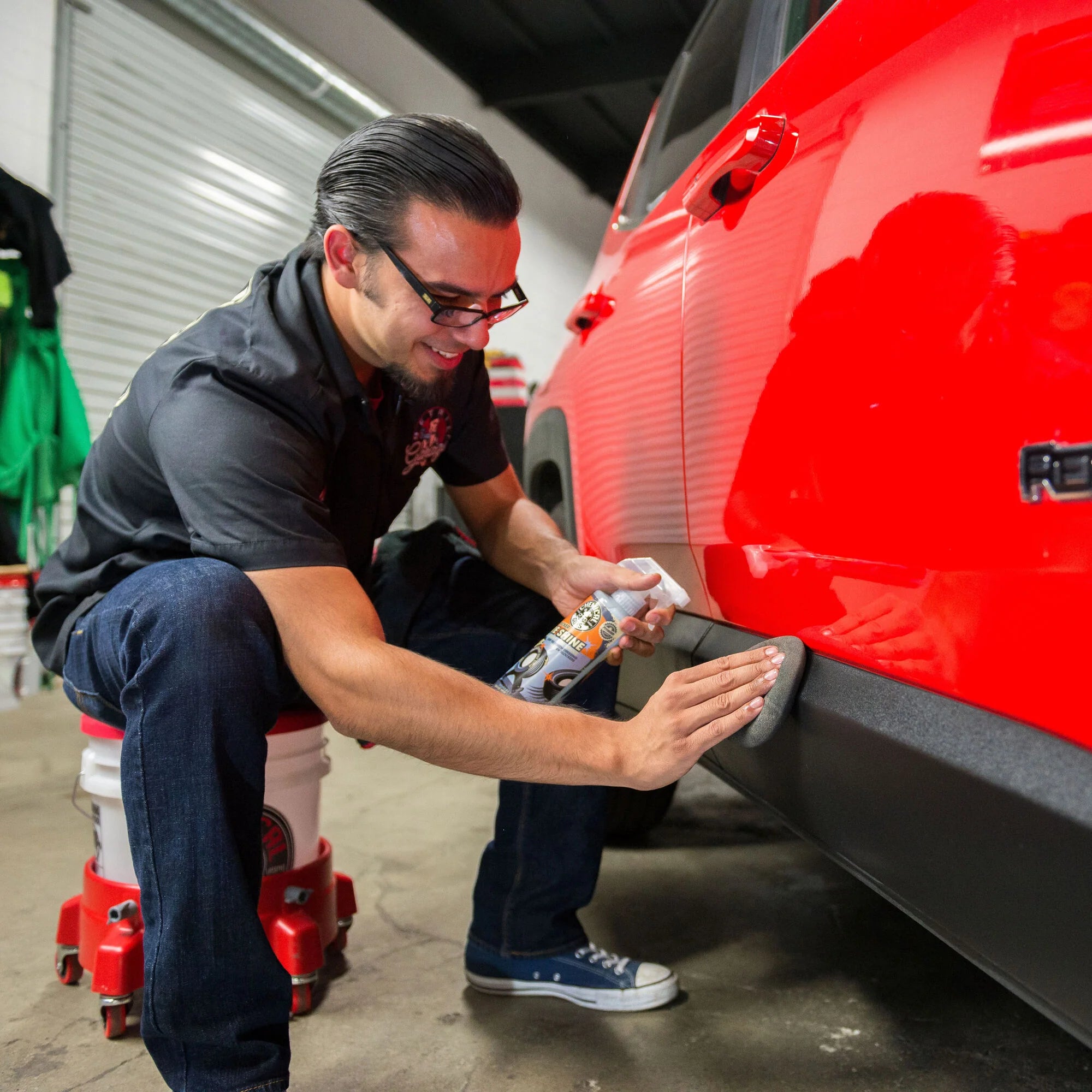Chemical Guys Tire Kicker Extra Shiny Tire Shine - Image 16
