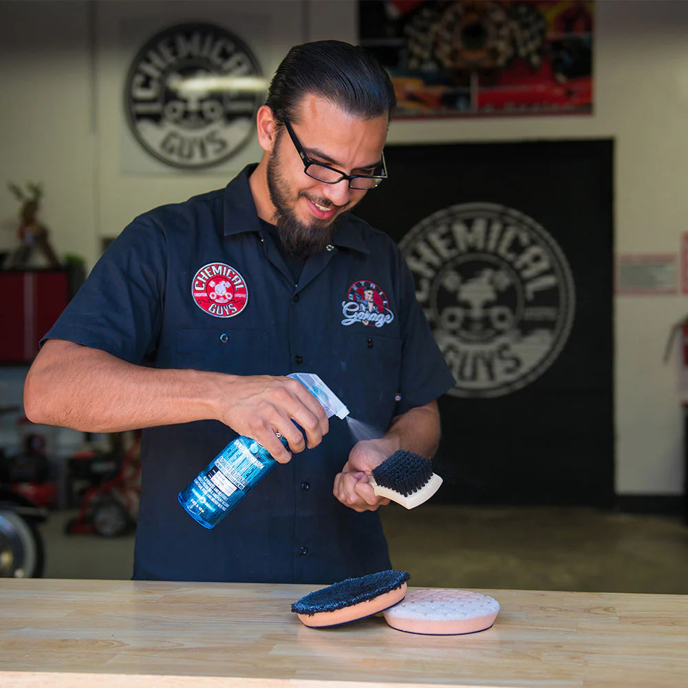 Chemical Guys Polishing Pad Cleaner - Image 6